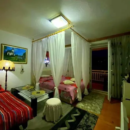 Gs ***** Apartment