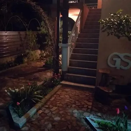 Gs ***** Apartamento