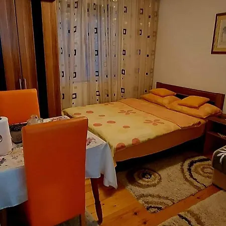 Gs ***** Apartment Zavidovici