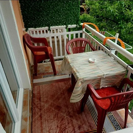 Gs ***** Apartament Zavidovici